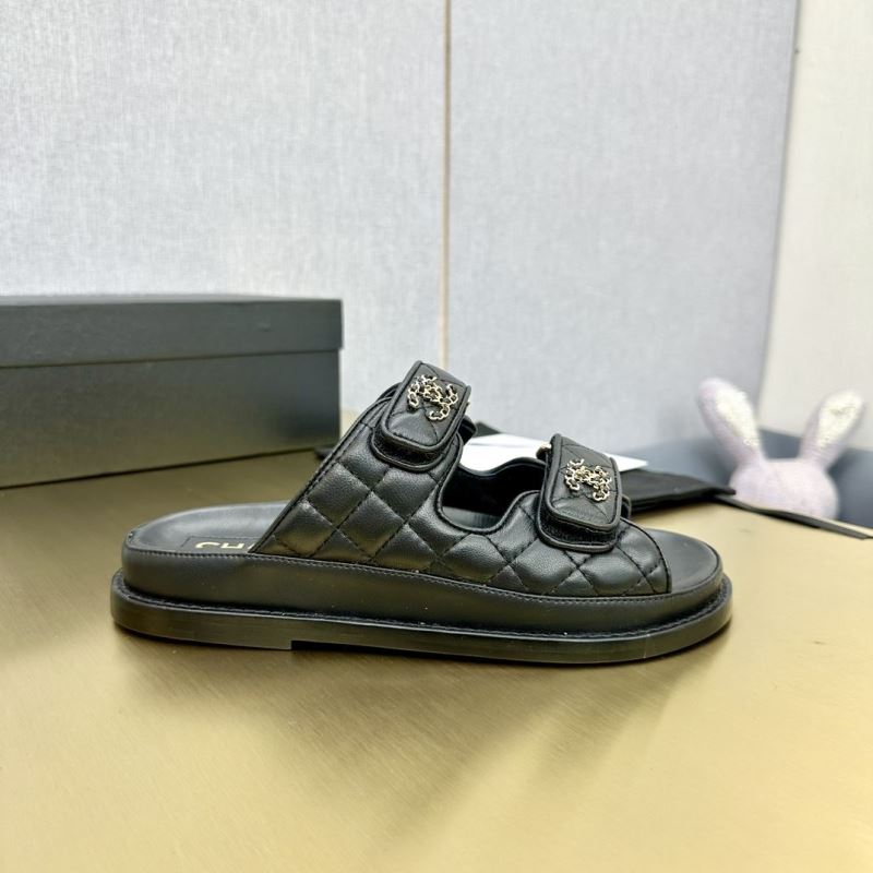 Ch*el slippers